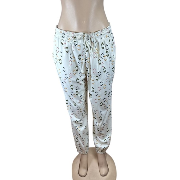 Rachel Zoe. White Joggers with Multicolor Print - Picture 1 of 9